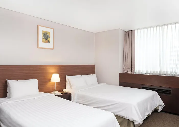 Hotel New Myeongdong 3*